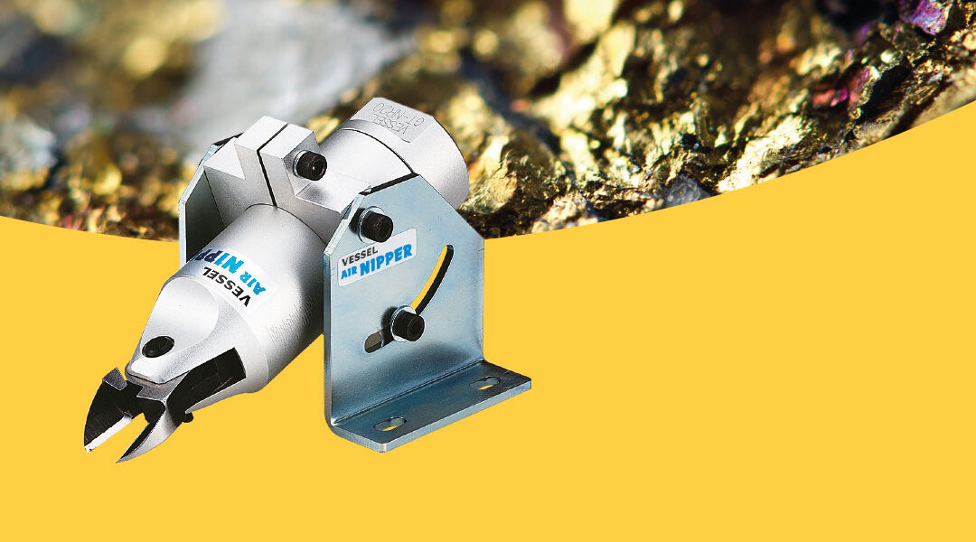 Lavorazioni Orafe: troncatura e taglio dei metalli quali oro, argento, platino con sezioni tonde o quadrangolari.